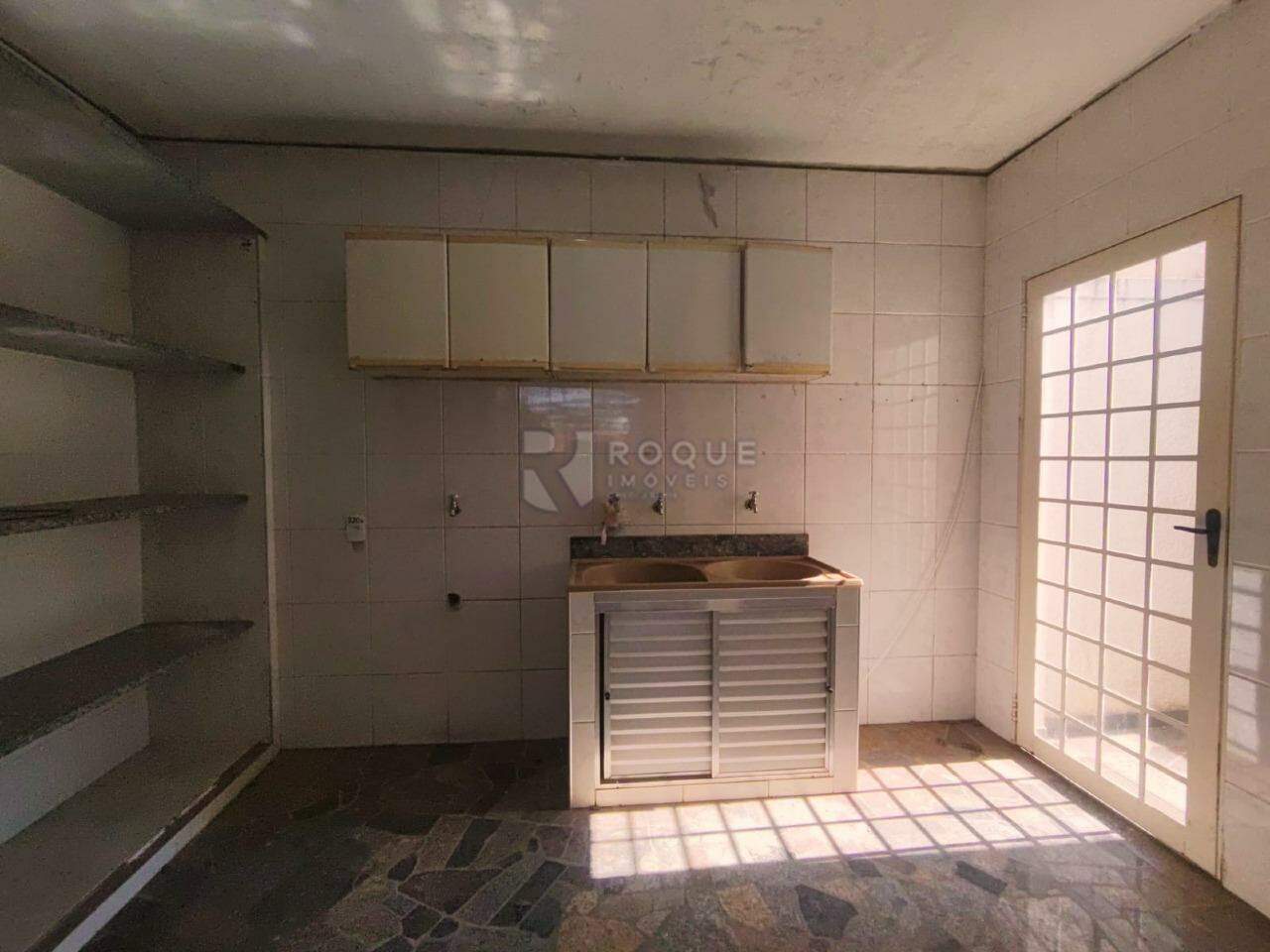 Casa Residencial para aluguel no bairro Jardim Piratininga: Lavanderia