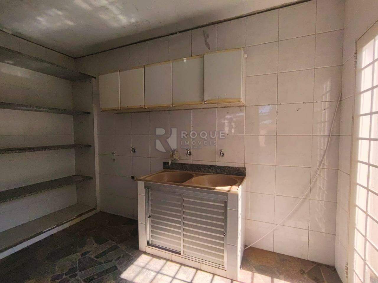 Casa Residencial para aluguel no bairro Jardim Piratininga: Lavanderia
