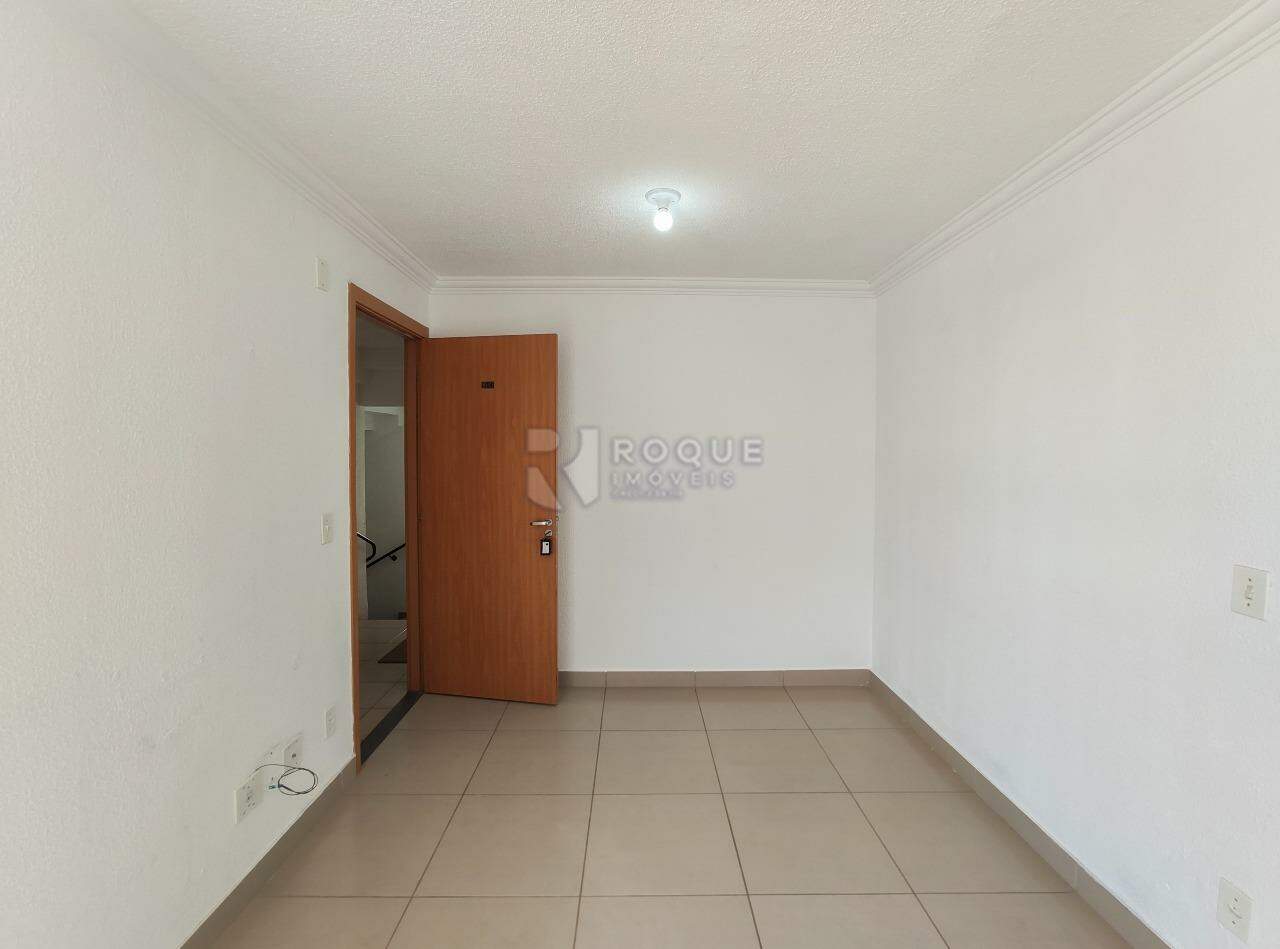Apartamento à venda no bairro Residencial Morada das Acácias: Sala 
