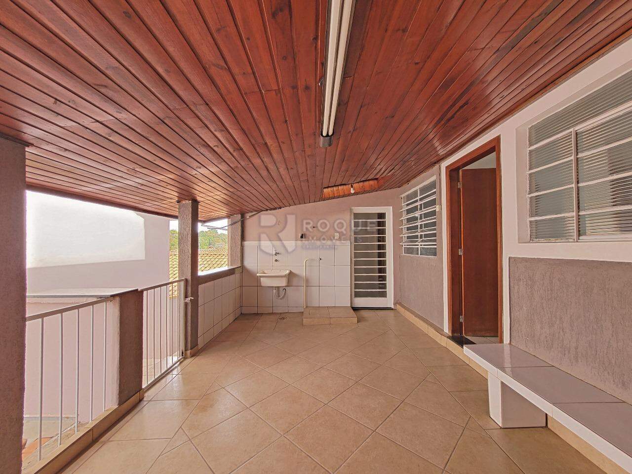 Casa Residencial para aluguel no bairro Jardim Planalto: Quintal 