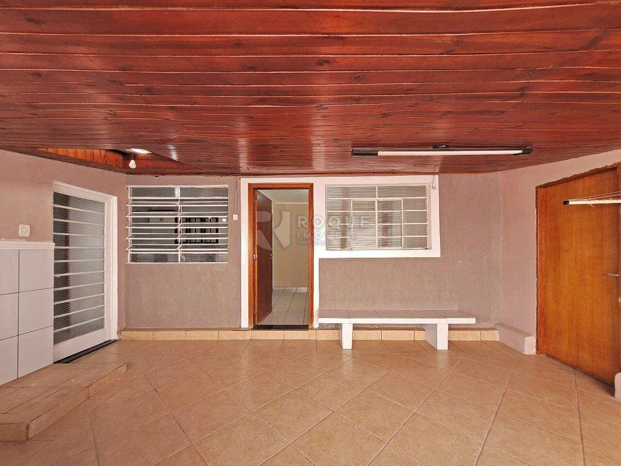 Casa Residencial para aluguel no bairro Jardim Planalto: Quintal 