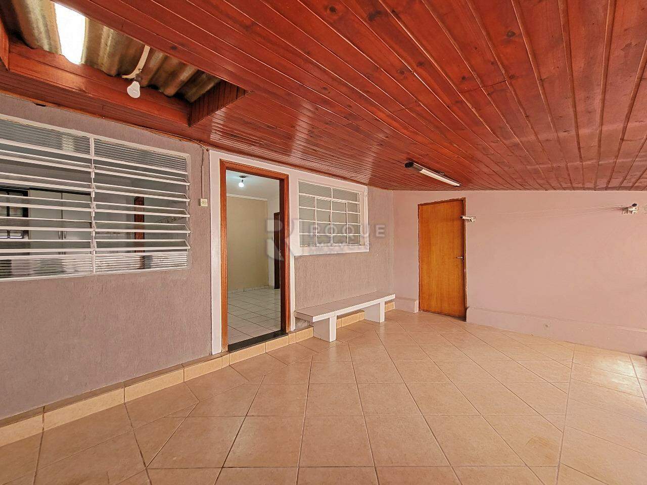 Casa Residencial para aluguel no bairro Jardim Planalto: Quintal 