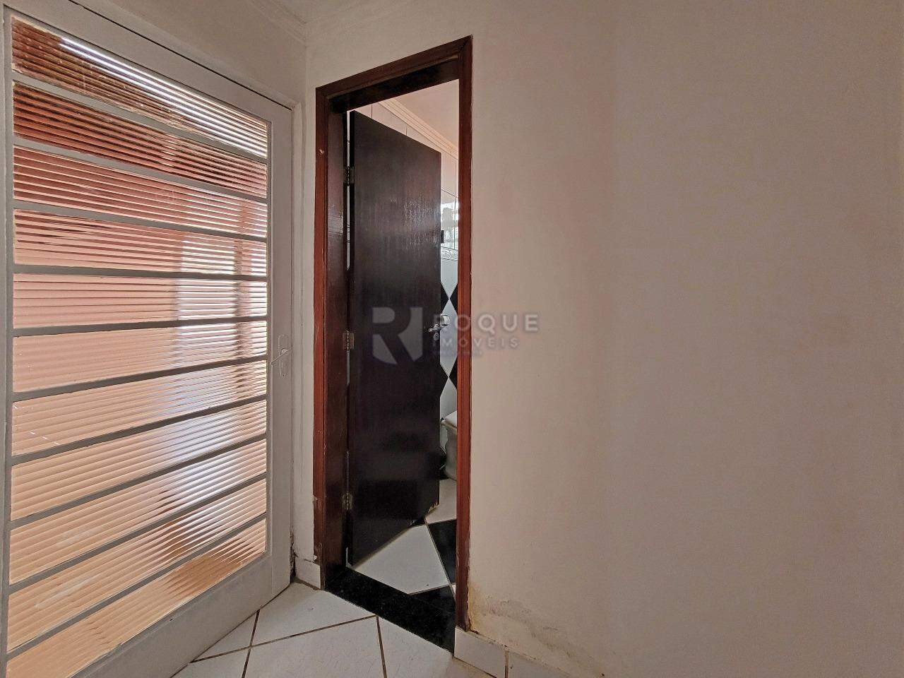 Casa Residencial para aluguel no bairro Jardim Planalto: Área de serviço
