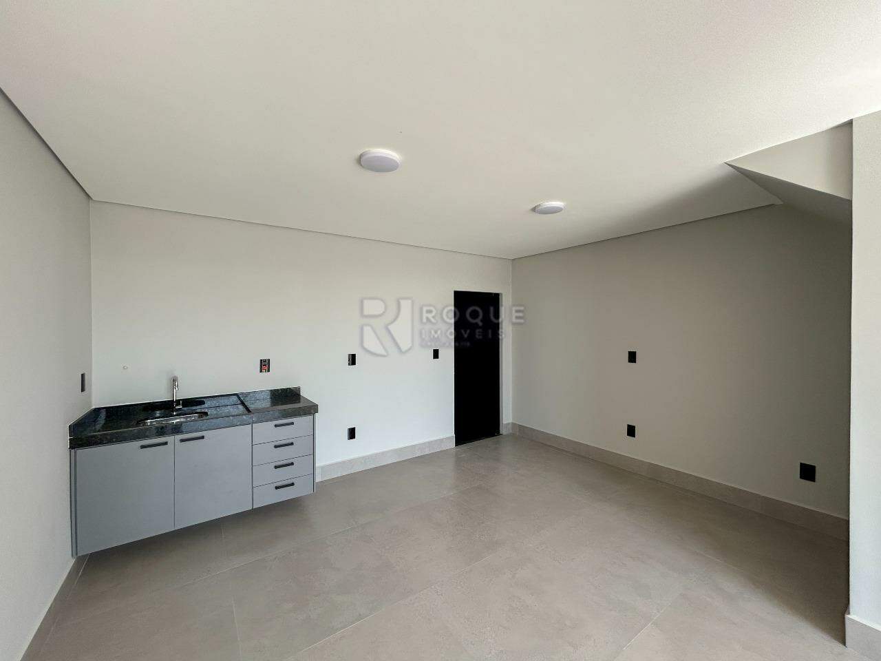 Salão para aluguel no bairro Jardim do Lago: Sala 