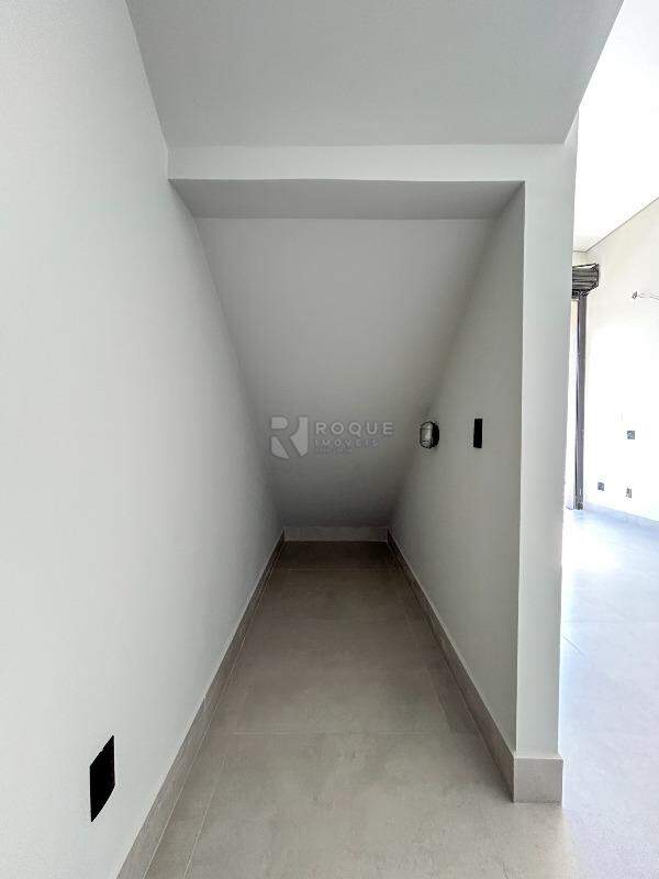 Salão para aluguel no bairro Jardim do Lago: Sala 
