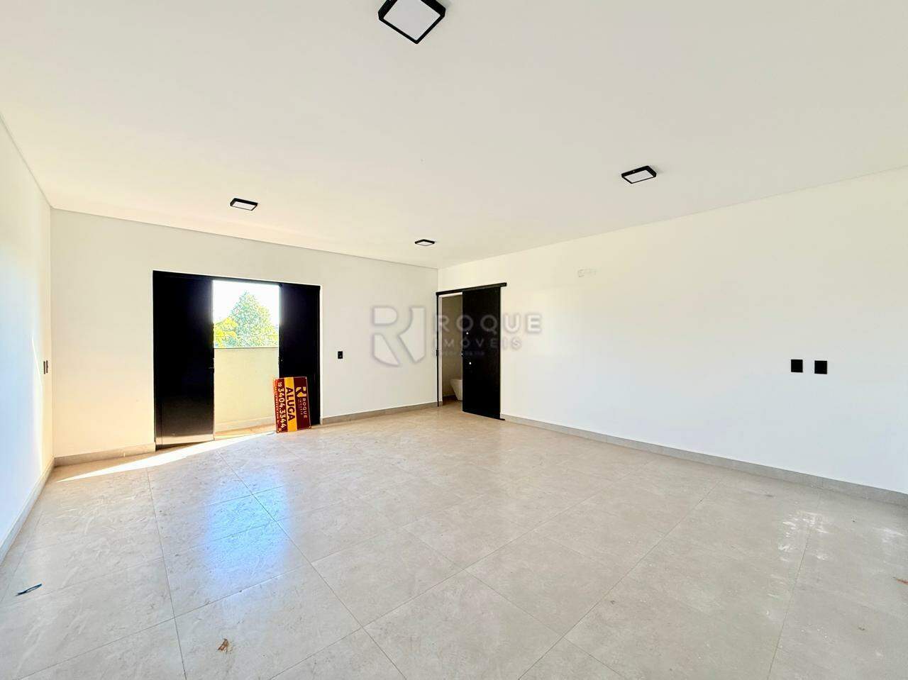 Salas/Conjuntos para aluguel no bairro Jardim Lagoa Nova: Sala