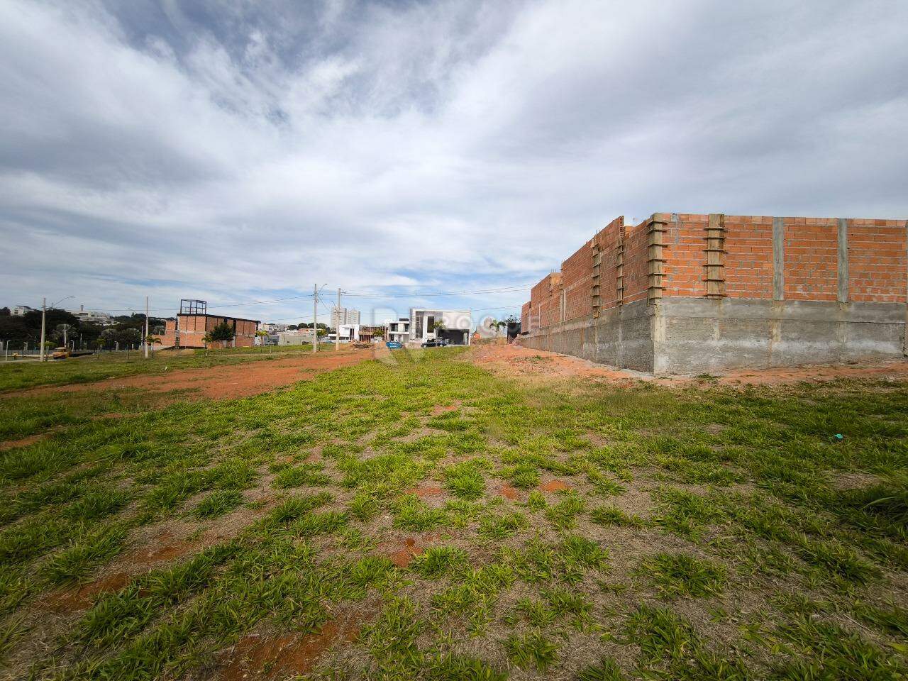 Terreno em condomínio à venda no bairro Jardim Cidade Universitária II: 