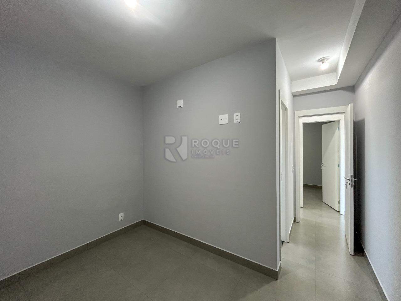 Apartamento para aluguel no bairro Jardim Santa Adélia: Dormitório 2 suíte