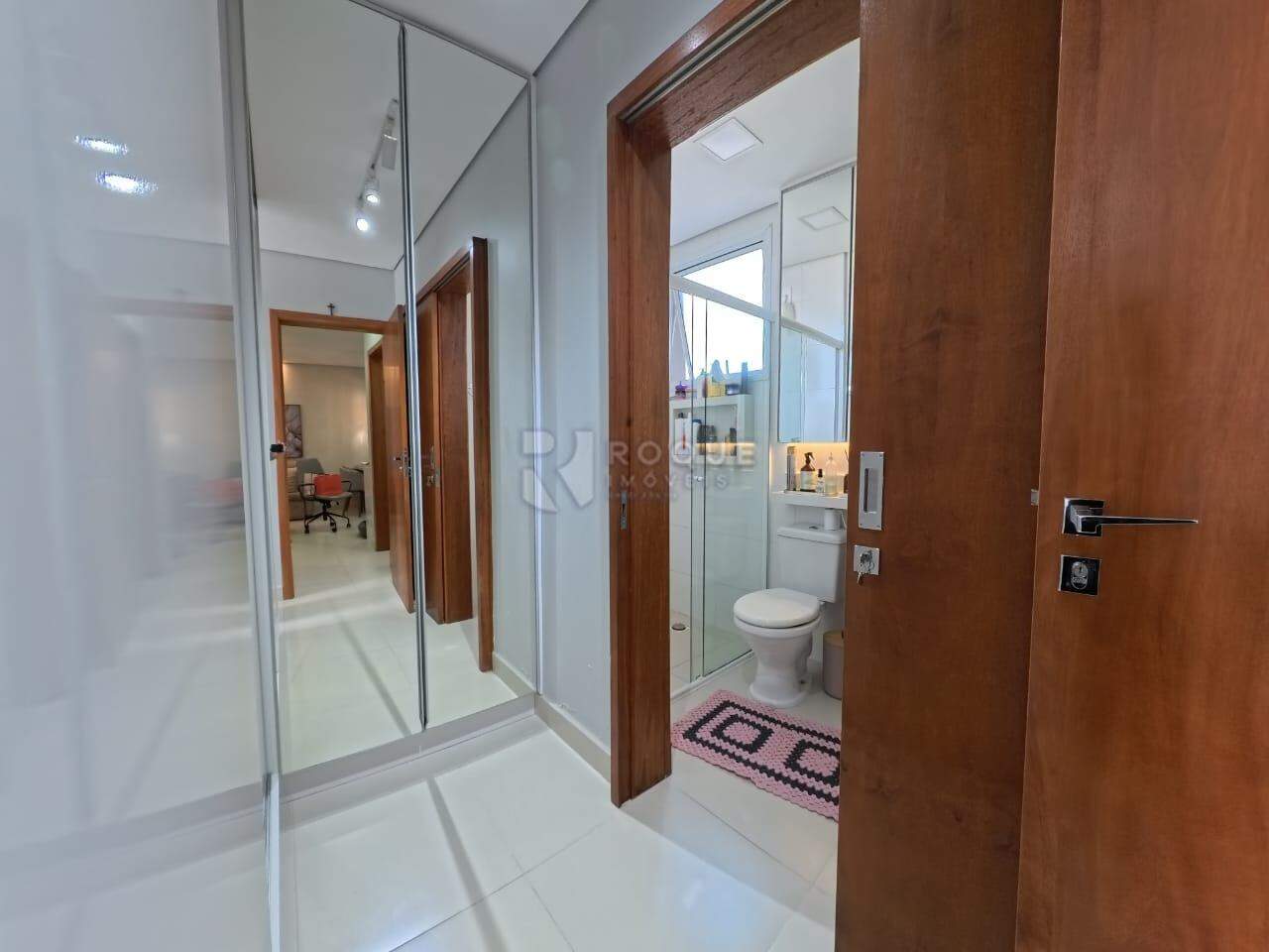 Apartamento à venda no bairro Vila Limeiranea: