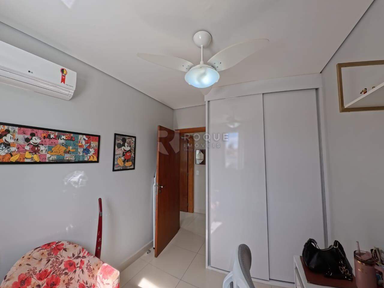 Apartamento à venda no bairro Vila Limeiranea: