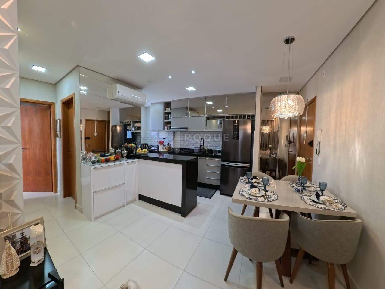 Apartamento à venda no bairro Vila Limeiranea: 
