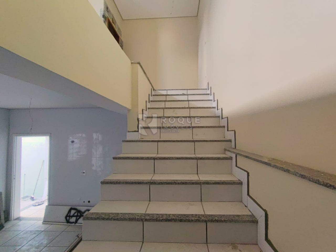 Salão para aluguel no bairro Centro: Piso superior