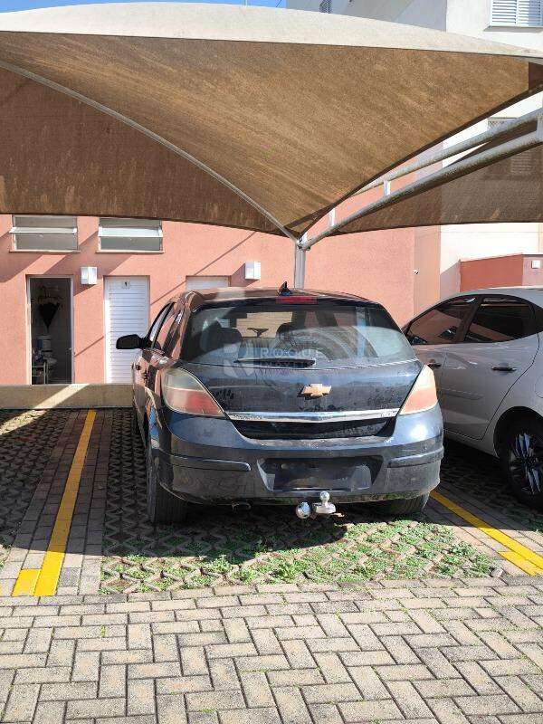 Apartamento à venda no bairro Chácaras Antonieta: VAGA DE GARAGEM