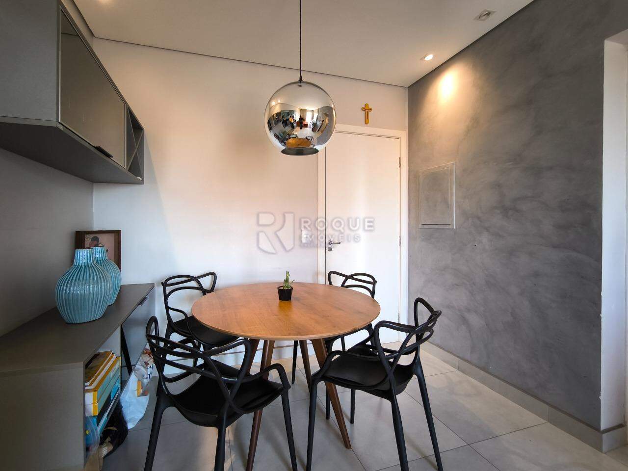Apartamento à venda no bairro Chácaras Antonieta: SALA DE JANTAR