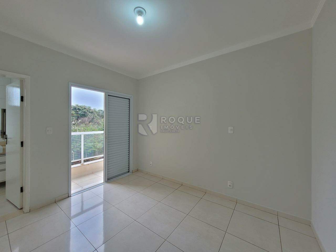 Apartamento à venda no bairro Jardim Canaa: Suíte