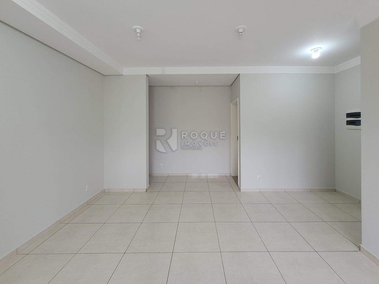 Apartamento à venda no bairro Jardim Canaa: Sala
