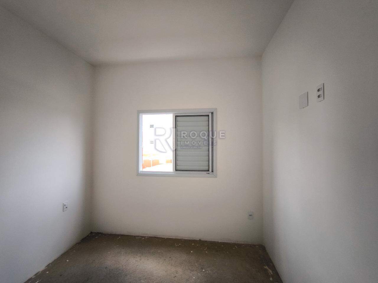 Apartamento à venda no bairro Jardim Ouro Verde: SUÍTE
