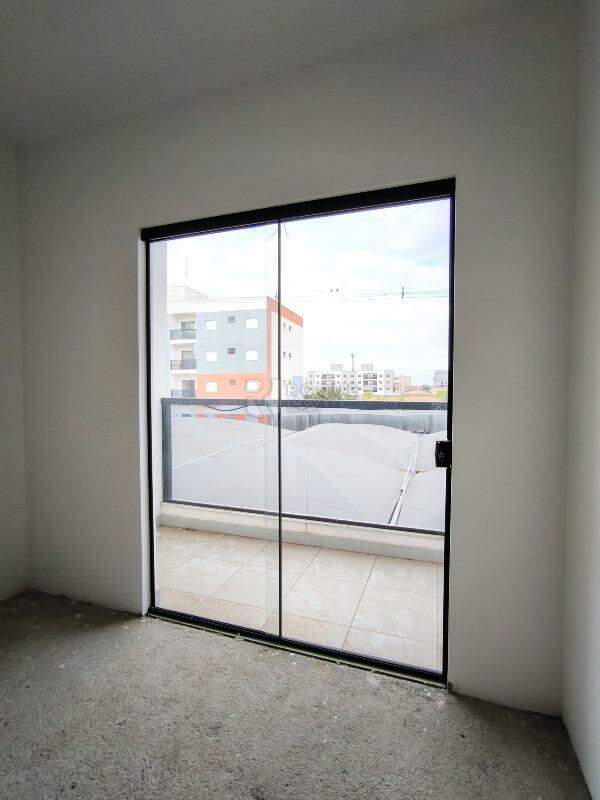 Apartamento à venda no bairro Jardim Ouro Verde: SACADA