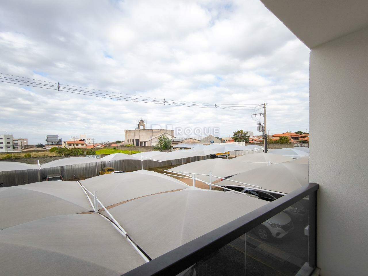 Apartamento à venda no bairro Jardim Ouro Verde: VISTA PARCIAL