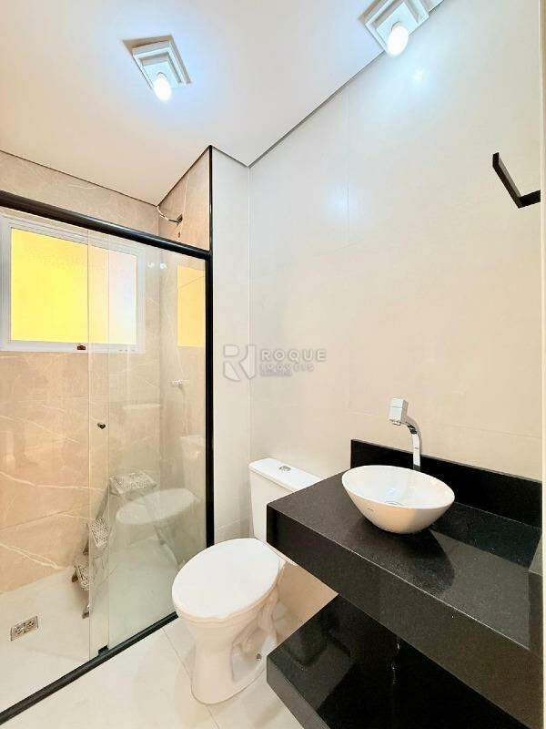 Apartamento para aluguel no bairro Jardim do Lago: Wc Social