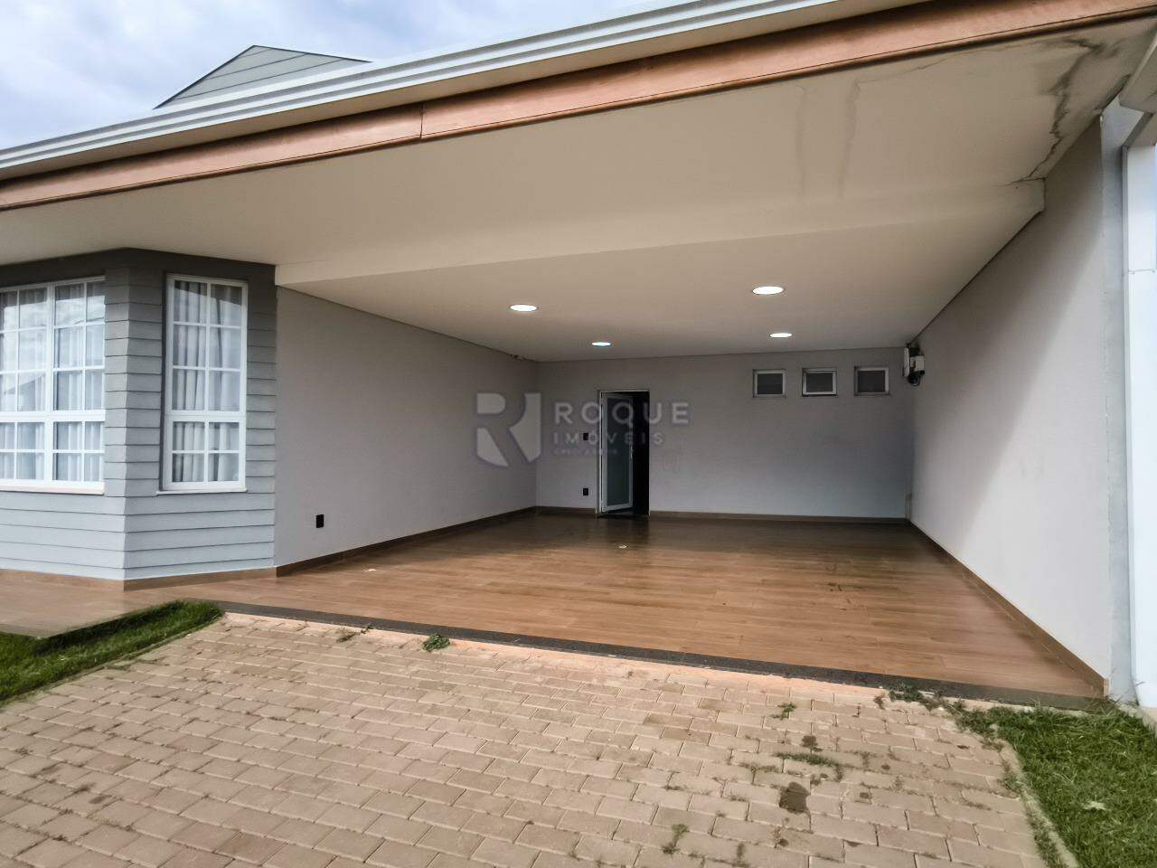 Casa em condomínio à venda no bairro Residenciais Fazenda Itapema: GARAGEM