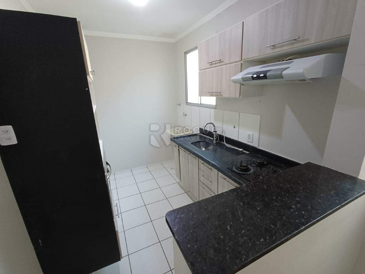 Apartamento à venda no bairro Jardim do Lago: