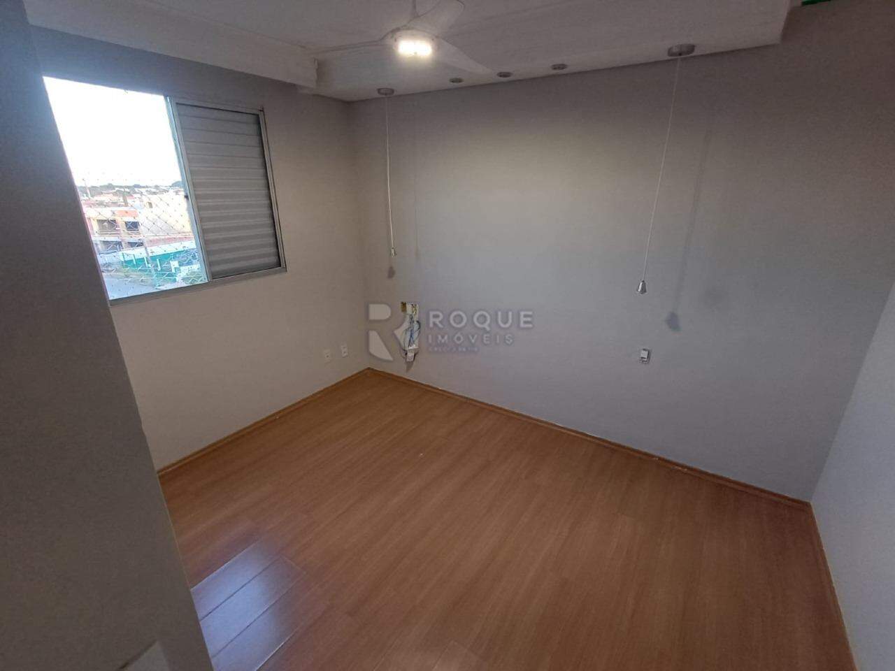 Apartamento à venda no bairro Jardim do Lago: 