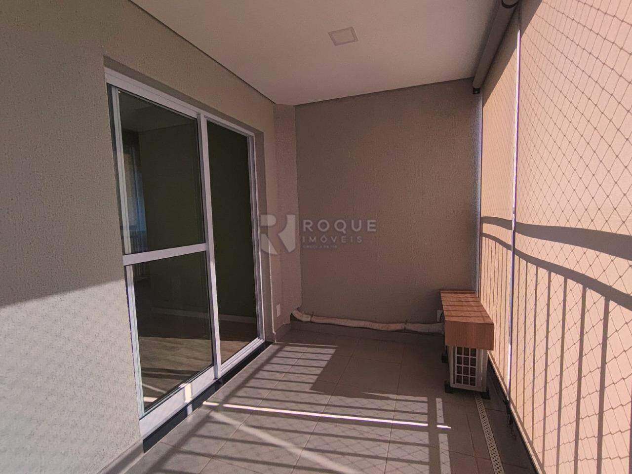 Apartamento para aluguel no bairro Jardim Santa Adélia: Varanda
