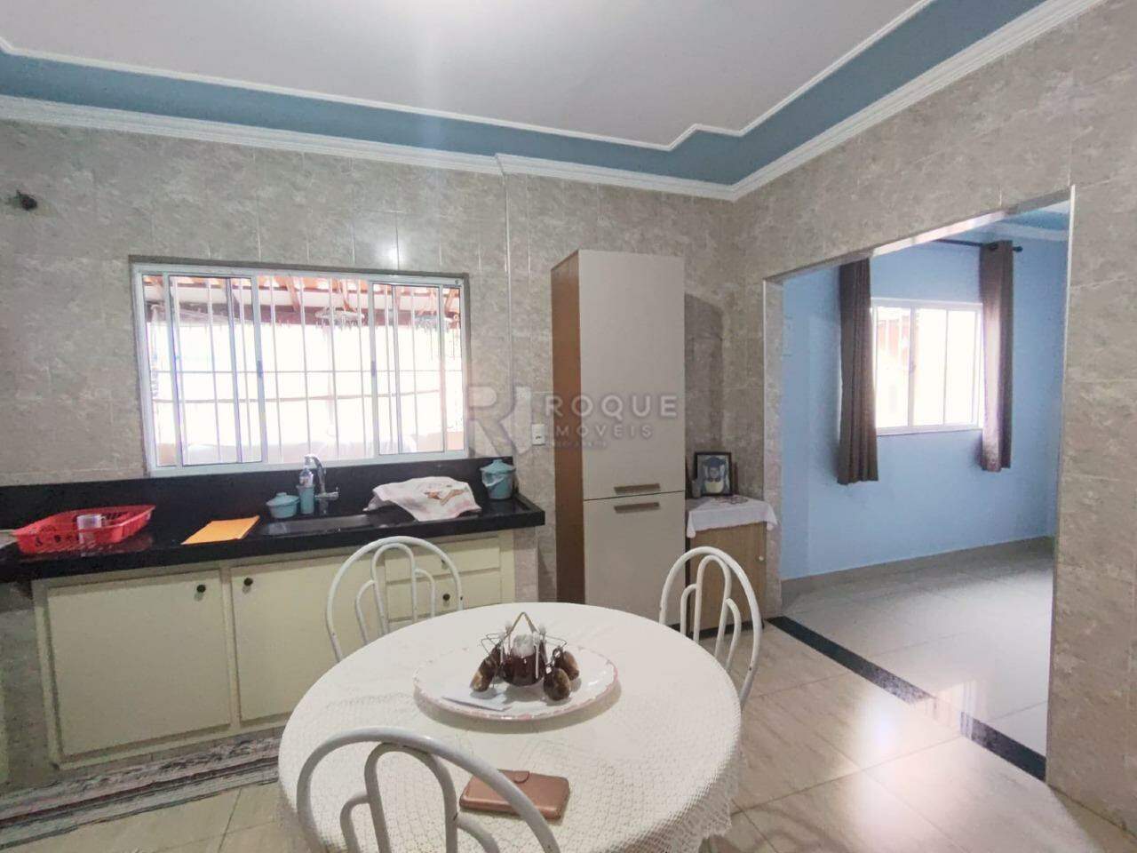 Casa Residencial para aluguel no bairro Parque Hippolyto: Cozinha