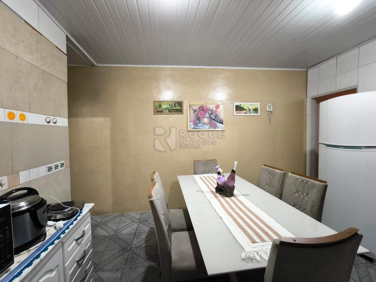 Casa Residencial à venda no bairro Jardim Hortência: COZINHA