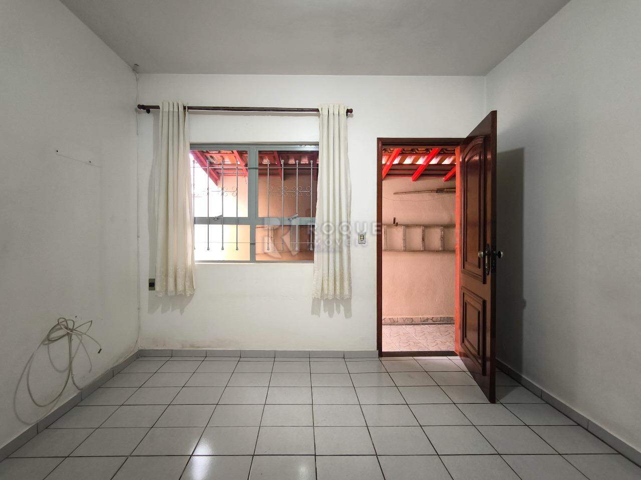 Casa Residencial à venda no bairro Parque Residencial Anavec: SALA DE ESTAR
