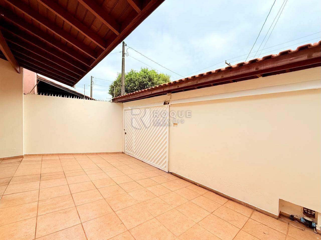 Casa Residencial para aluguel no bairro Jardim Residencial Guimarães: Frente