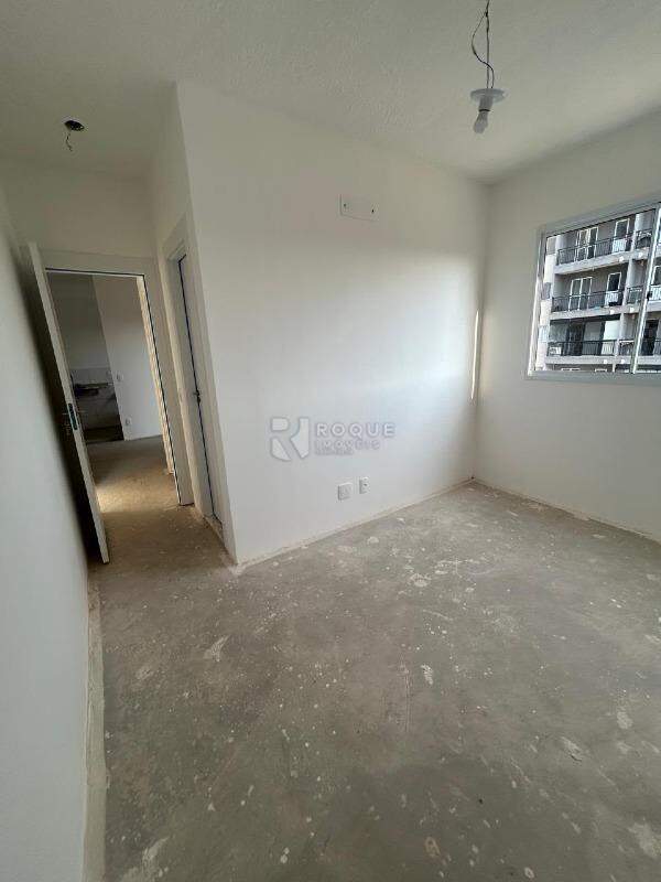 Apartamento à venda no bairro Jardim Esteves: SUÍTE