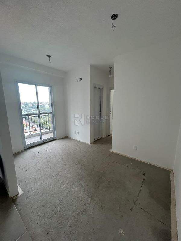 Apartamento à venda no bairro Jardim Esteves: 