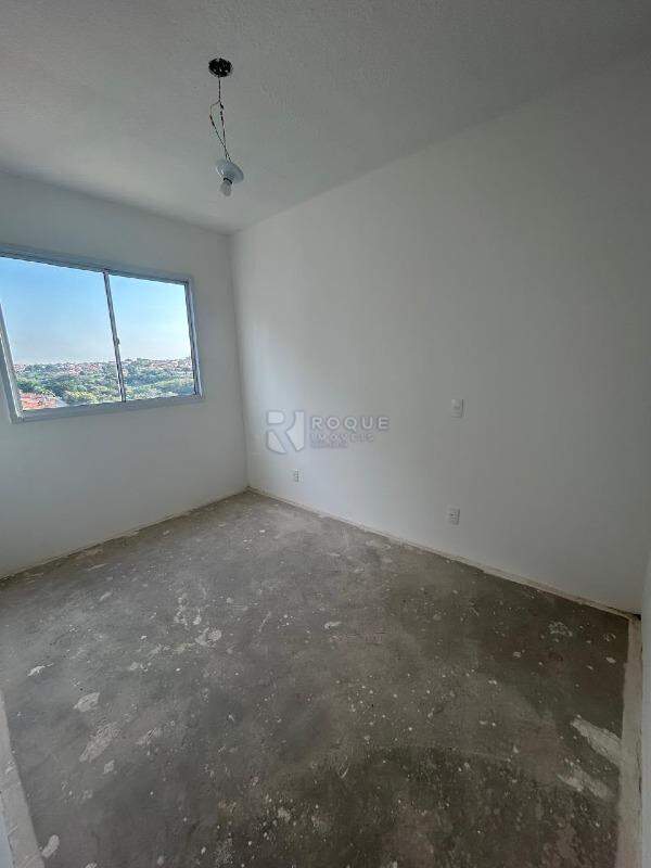 Apartamento à venda no bairro Jardim Esteves: SUÍTE