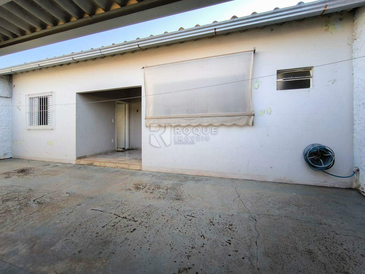 Casa Residencial à venda no bairro Parque Nossa Senhora das Dores: ÁREA DE SERVIÇO