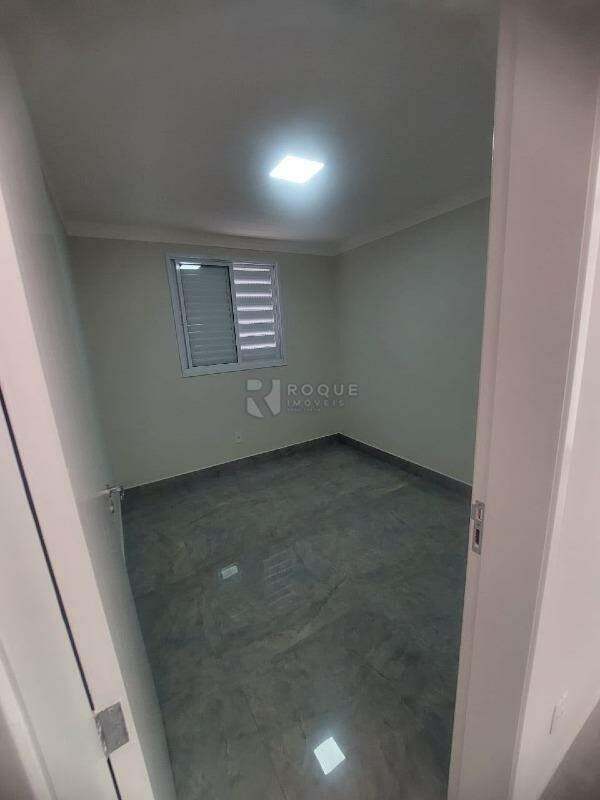 Apartamento à venda no bairro Jardim Trevo: