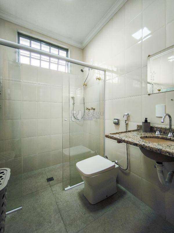 Casa Residencial à venda no bairro Jardim Santo André: WC SUÍTE 1