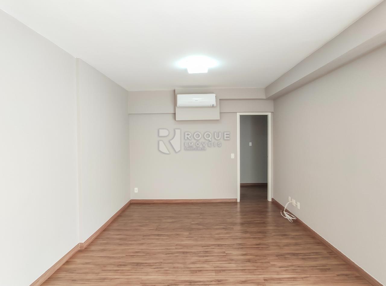 Apartamento à venda no bairro Jardim Santo André: Sala 