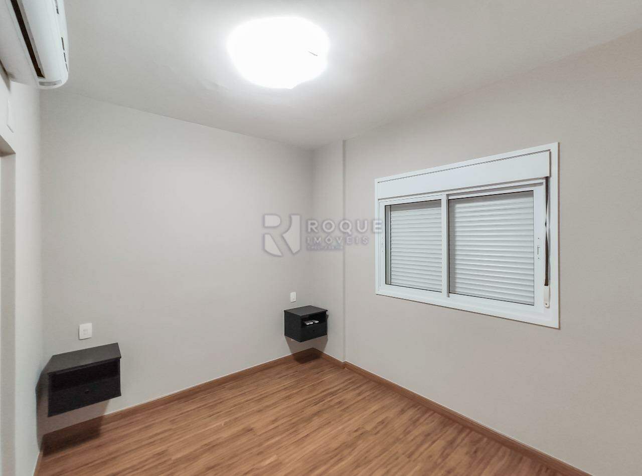 Apartamento à venda no bairro Jardim Santo André: Dormitório 3 suíte 
