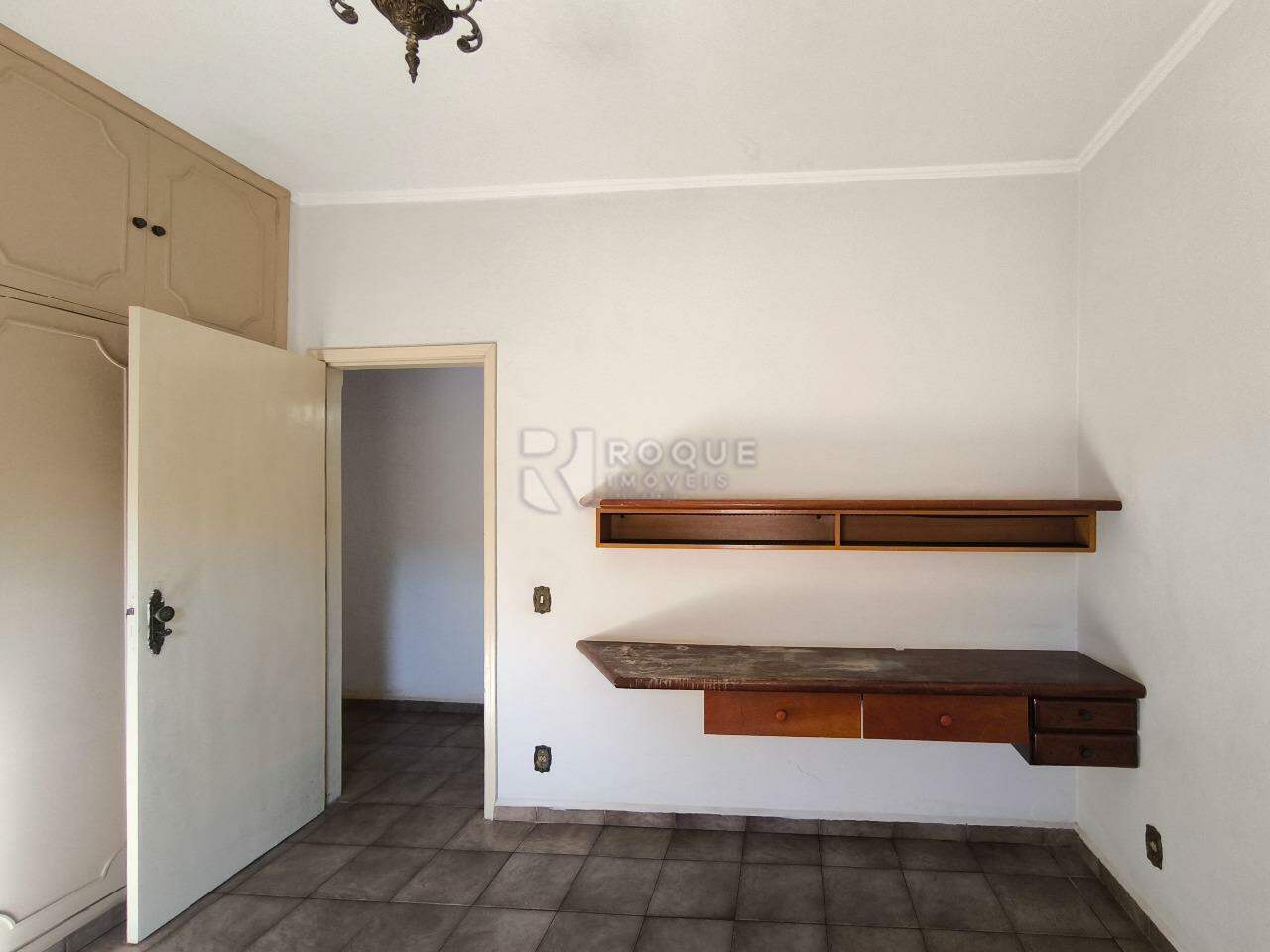 Casa Residencial para aluguel no bairro Jardim Montezuma: DORMITÓRIO 1