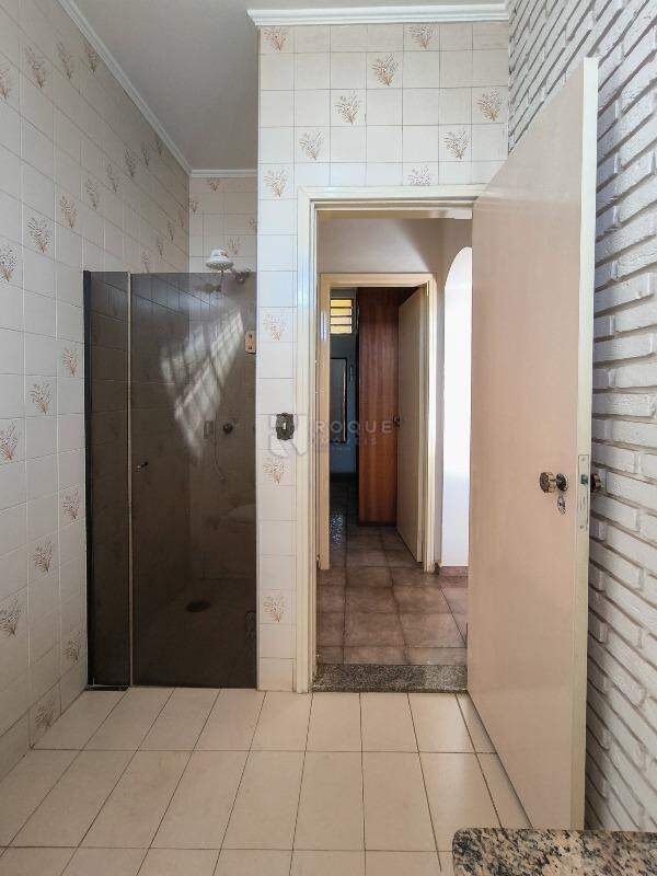 Casa Residencial para aluguel no bairro Jardim Montezuma: WC SUÍTE