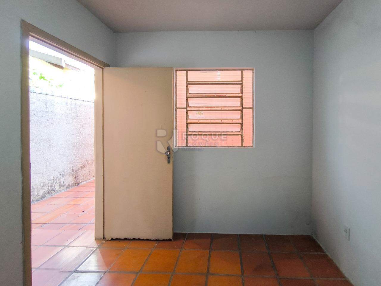 Casa Residencial para aluguel no bairro Jardim Montezuma: DEPÓSITO