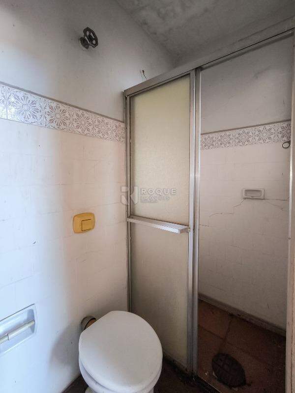 Casa Residencial para aluguel no bairro Jardim Montezuma: BANHEIRO EXTERNO