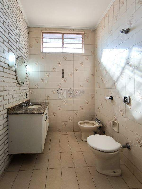 Casa Residencial para aluguel no bairro Jardim Montezuma: WC SUÍTE