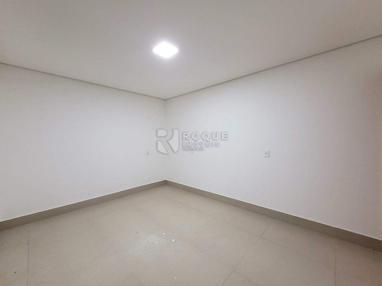 Casa Residencial para aluguel no bairro Vila Claudia: Dormitório 01