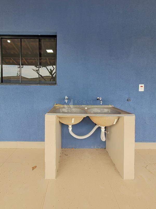 Casa Residencial para aluguel no bairro Vila Claudia: Área de serviço