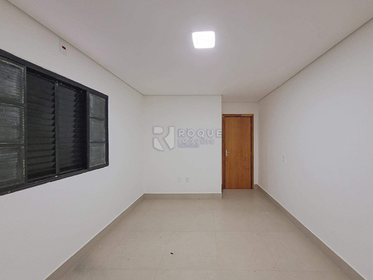 Casa Residencial para aluguel no bairro Vila Claudia: Dormitório 02