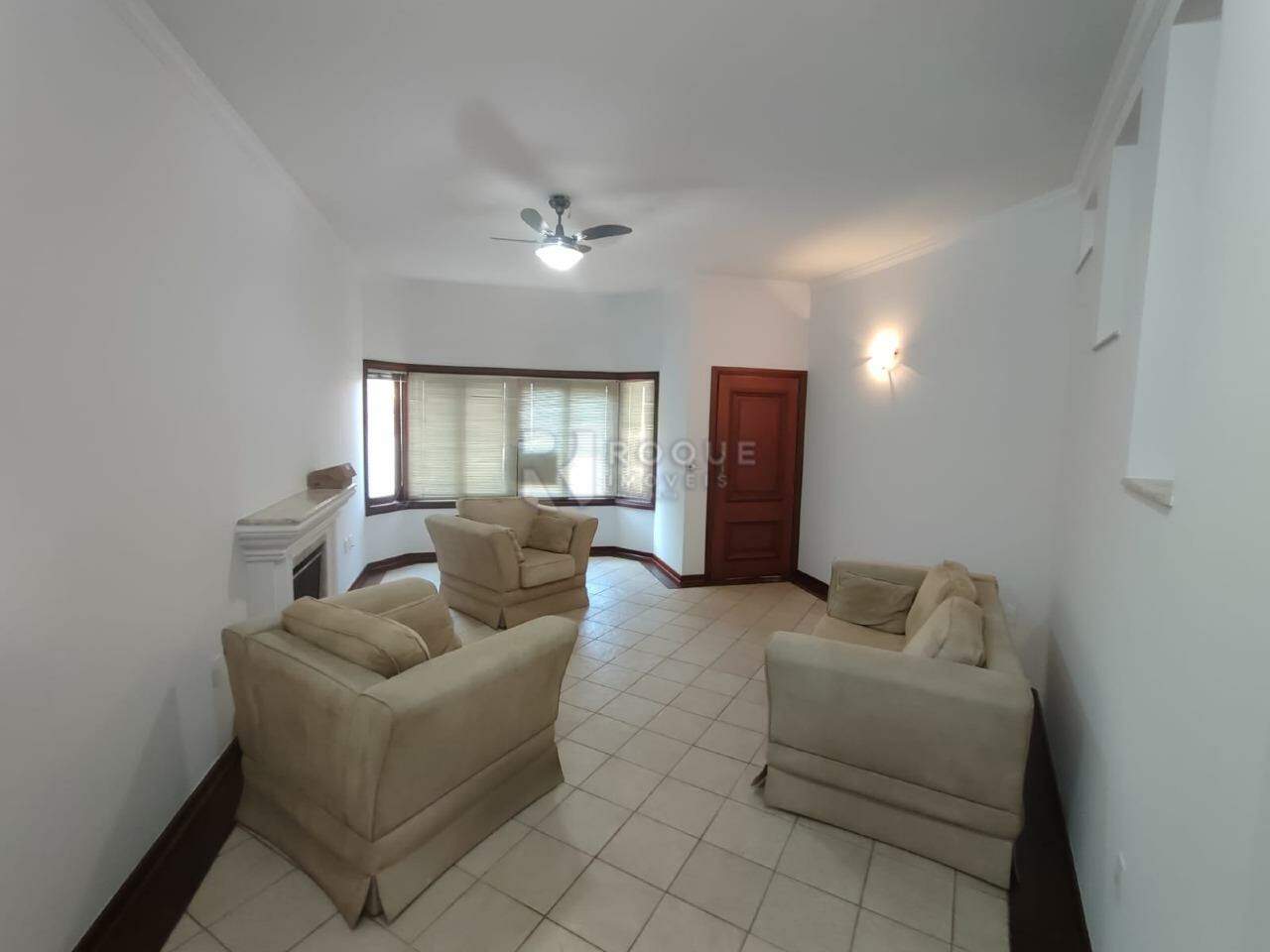 Casa em condomínio à venda no bairro Jardim Florença: 