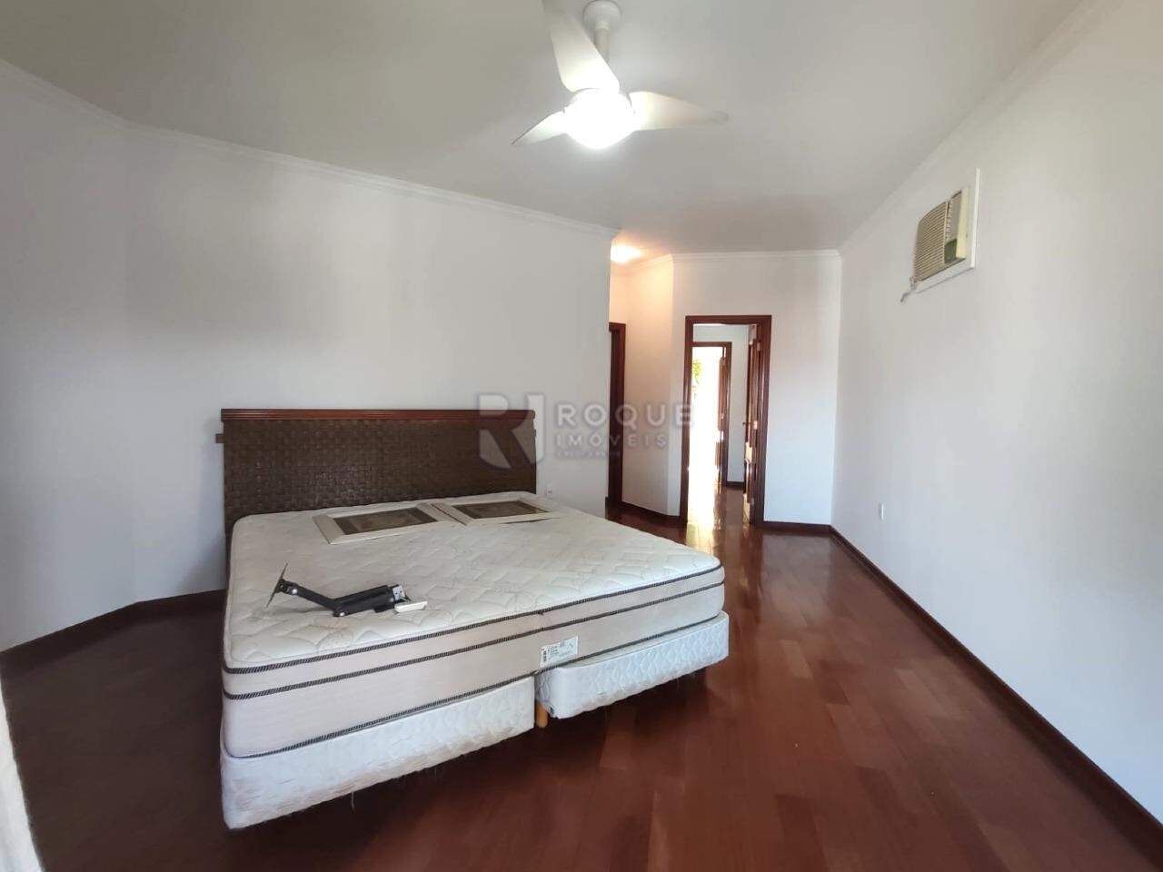 Casa em condomínio à venda no bairro Jardim Florença: